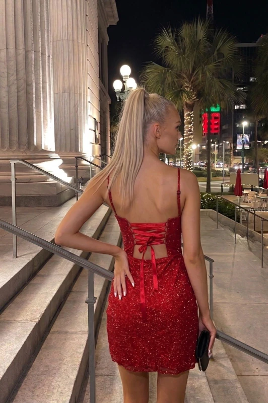 Czerwona sukienka gorsetowa - Szarecka.com